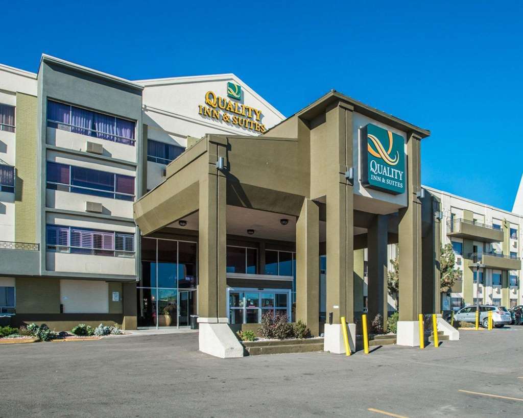 Quality Inn & Suites Denver Stapleton Exterior photo